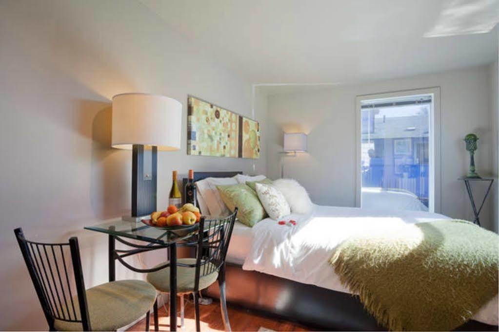 Fisherman'S Wharf Bed & Breakfast Victoria Dış mekan fotoğraf